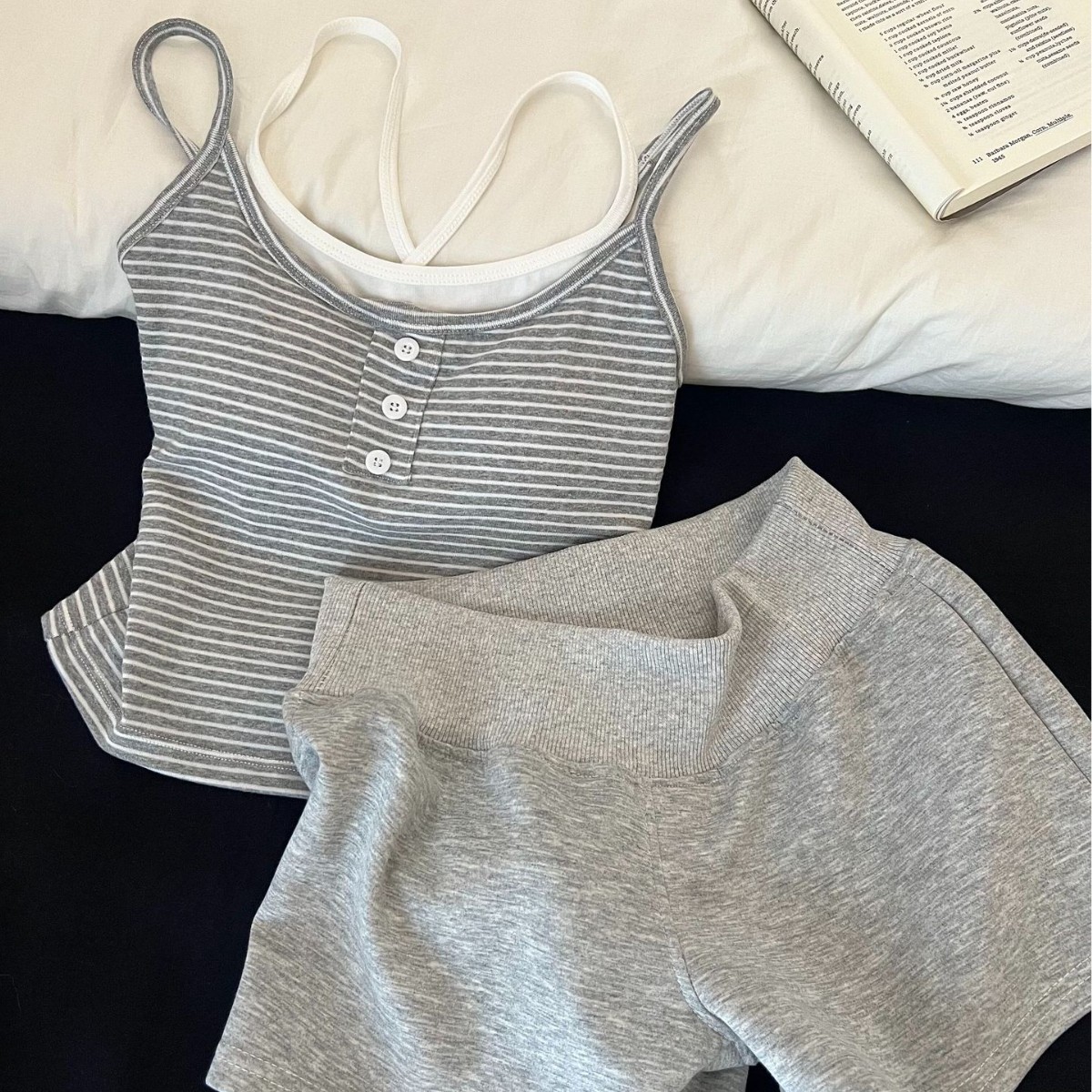 Suspender Tank Top - Comodo Completo da Notte a Righe