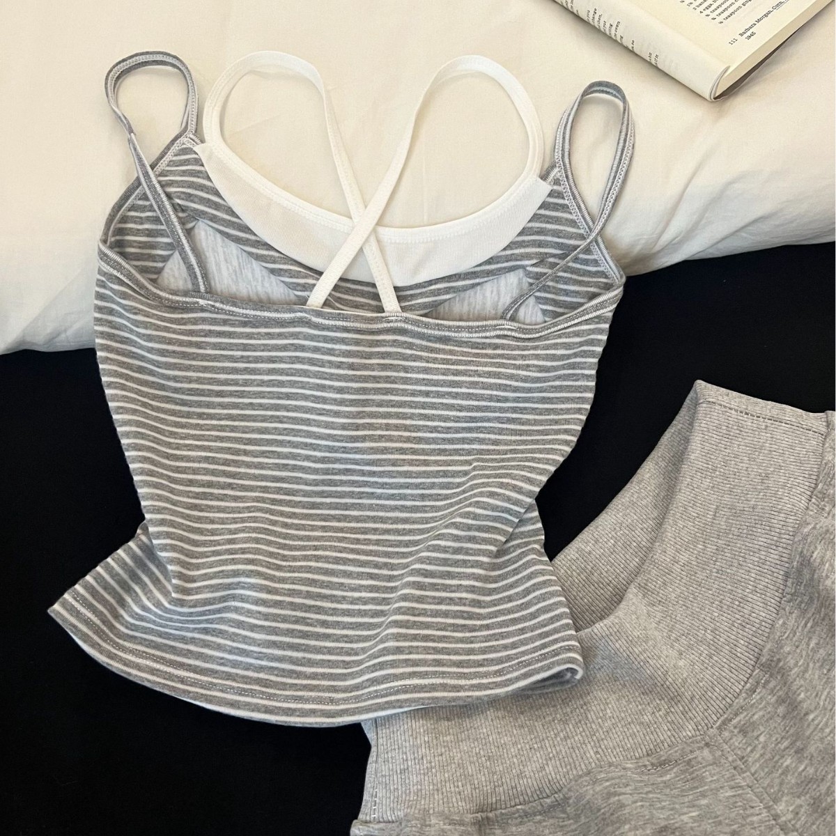 Comodo Completo da Notte a Rig - Suspender Tank Top recensione e prezzo